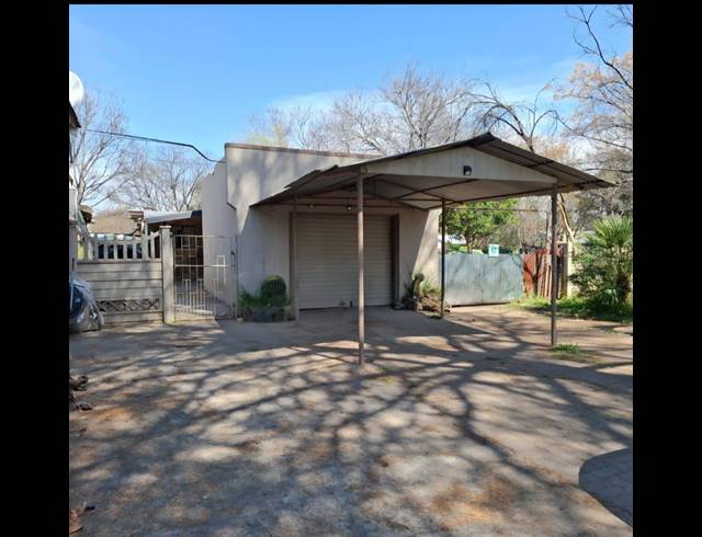 3 BEDROOM HOUSE FOR SALE IN BISHOPS BAY
